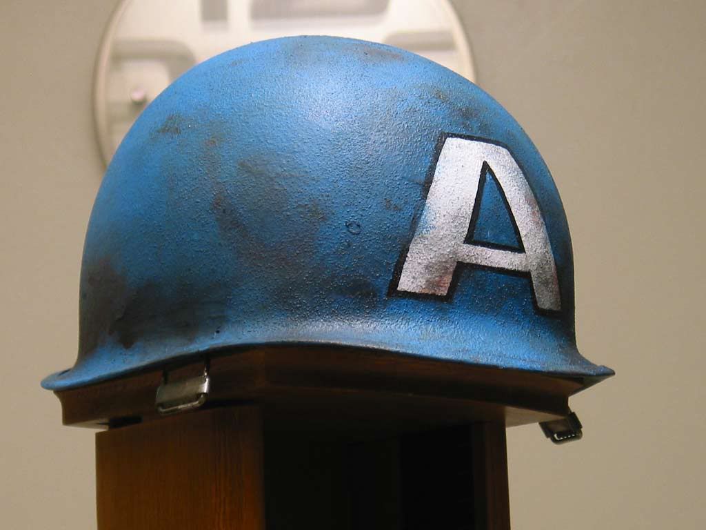 Ultimate Captain America WW2 Helmet (pic intensive)